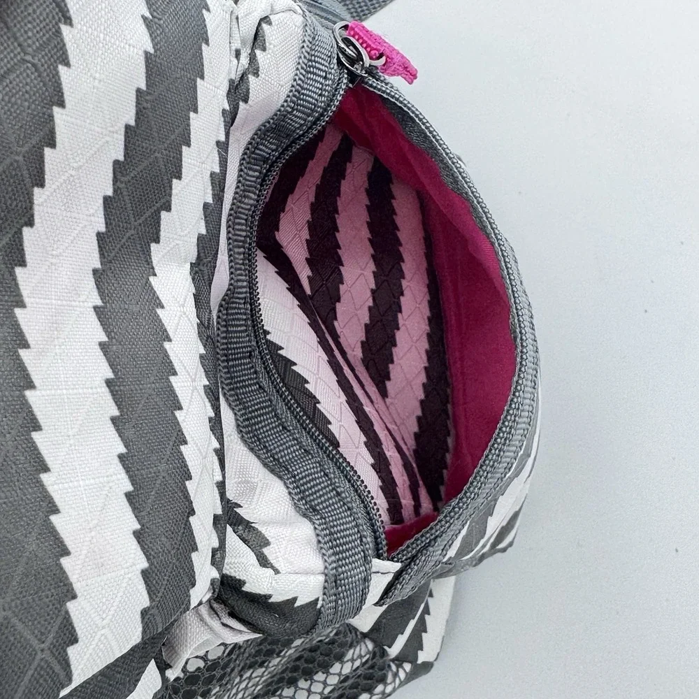 Thirty One Sling Backpack Gray White Chevron Stripe Crossbody Bag Pink Accents